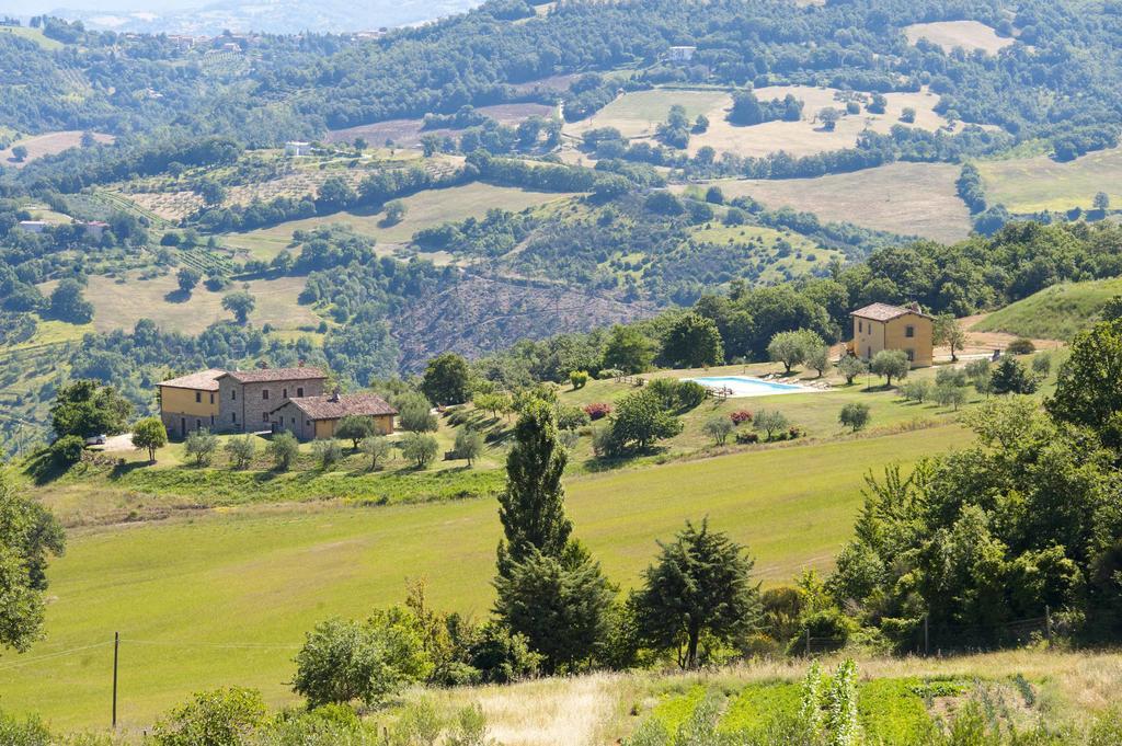 Agriturismo Tenuta Di Biscina Exterior photo