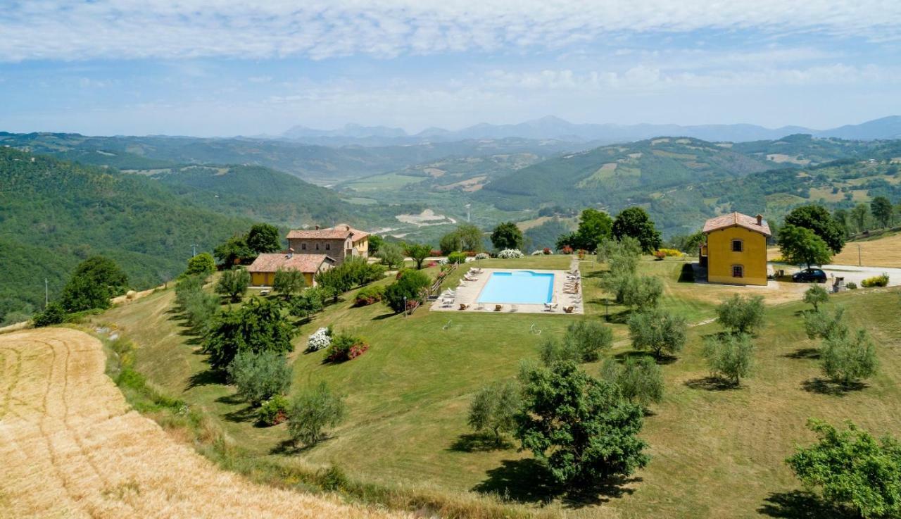 Agriturismo Tenuta Di Biscina Exterior photo